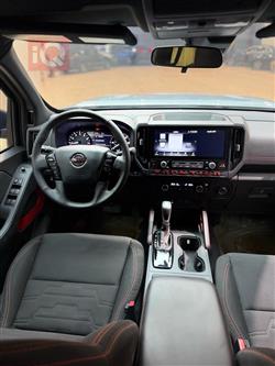 نيسان فرونتر